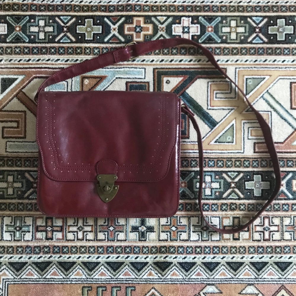 Cranberry Cross-body Bag